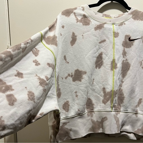 Nike womens cropped sweatshirt pullover cropped oversized tie dye size xs - Picture 2 of 6